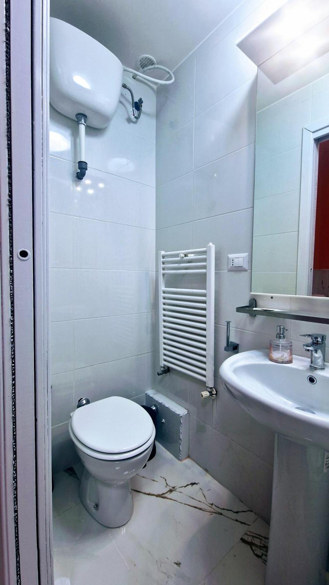 Oscar Rooms Rome Bagian luar foto